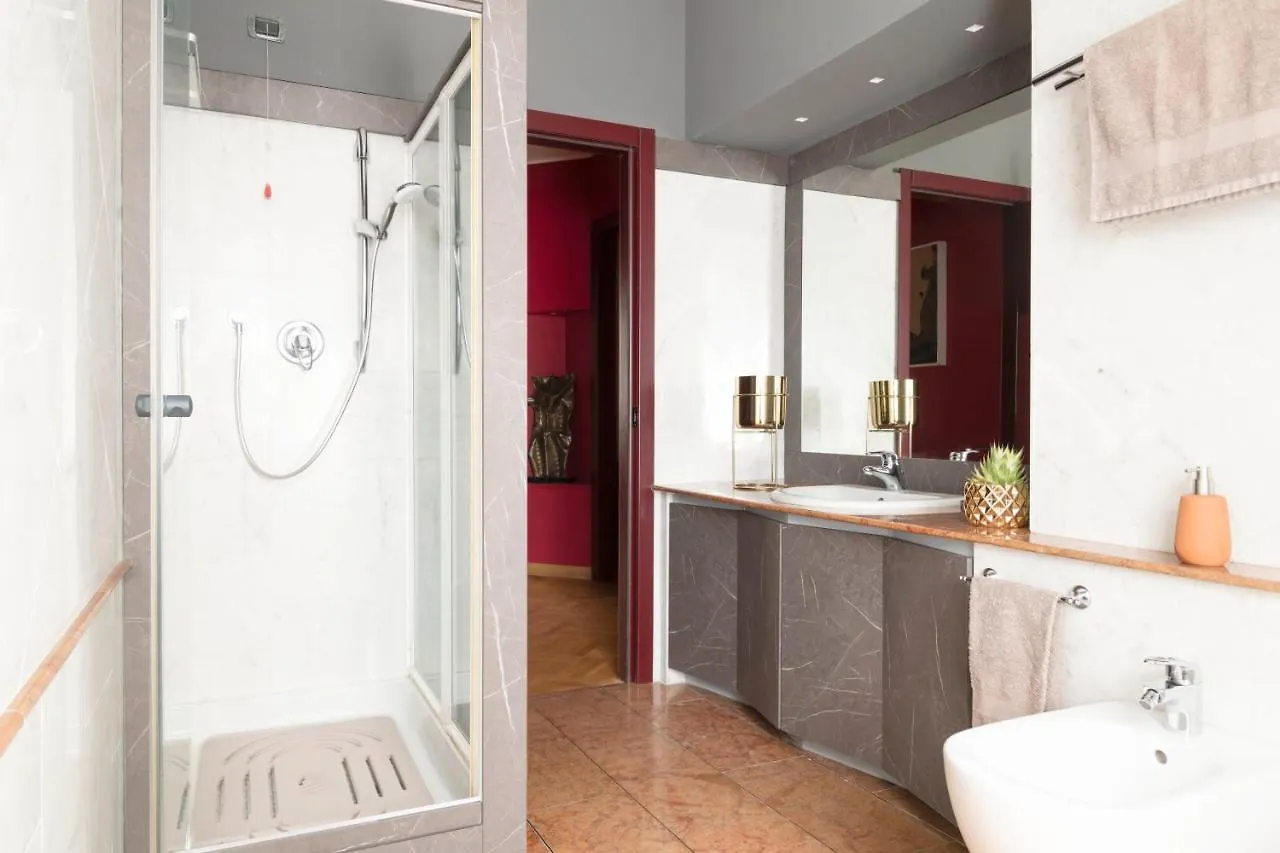 Elegance Home In Downtown Milan