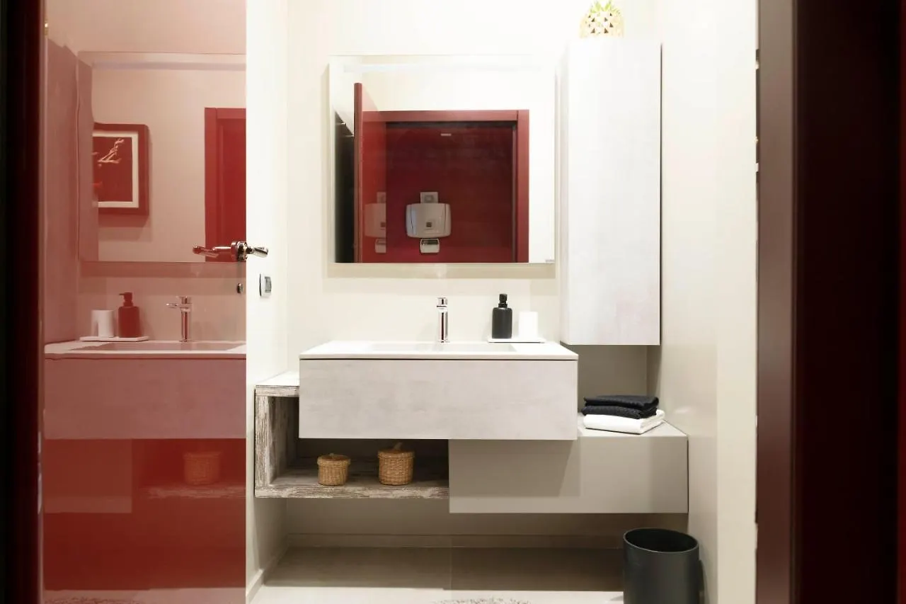 Apartment Elegance Home In Downtown Milan Italy